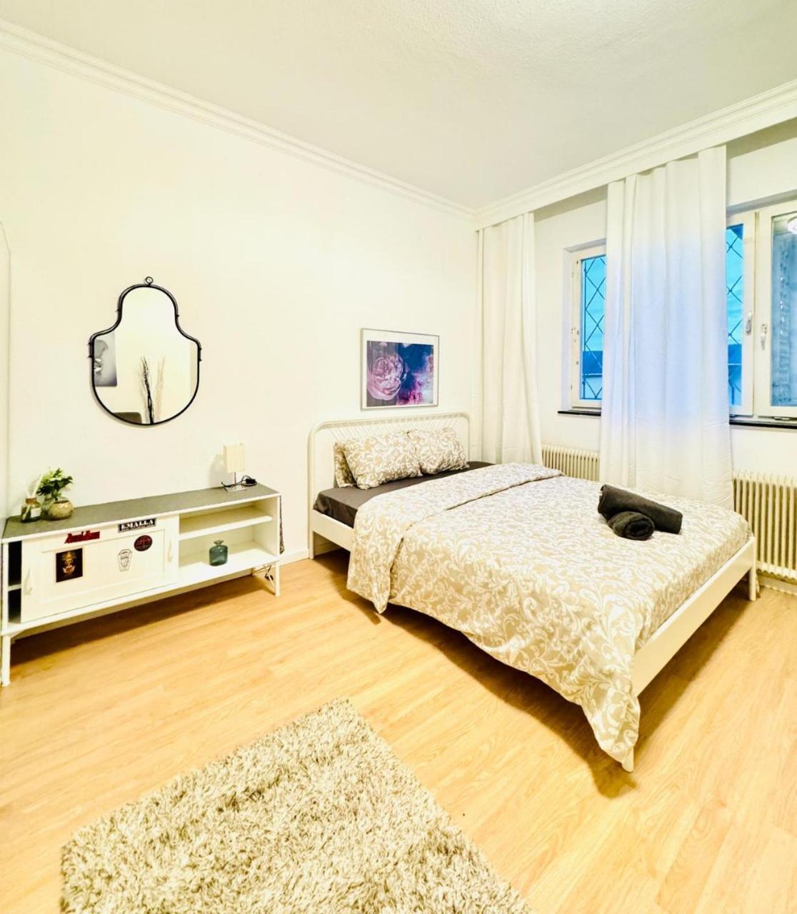 Cozy In A For Groups, 16-mins To Blumengaerten Wenen